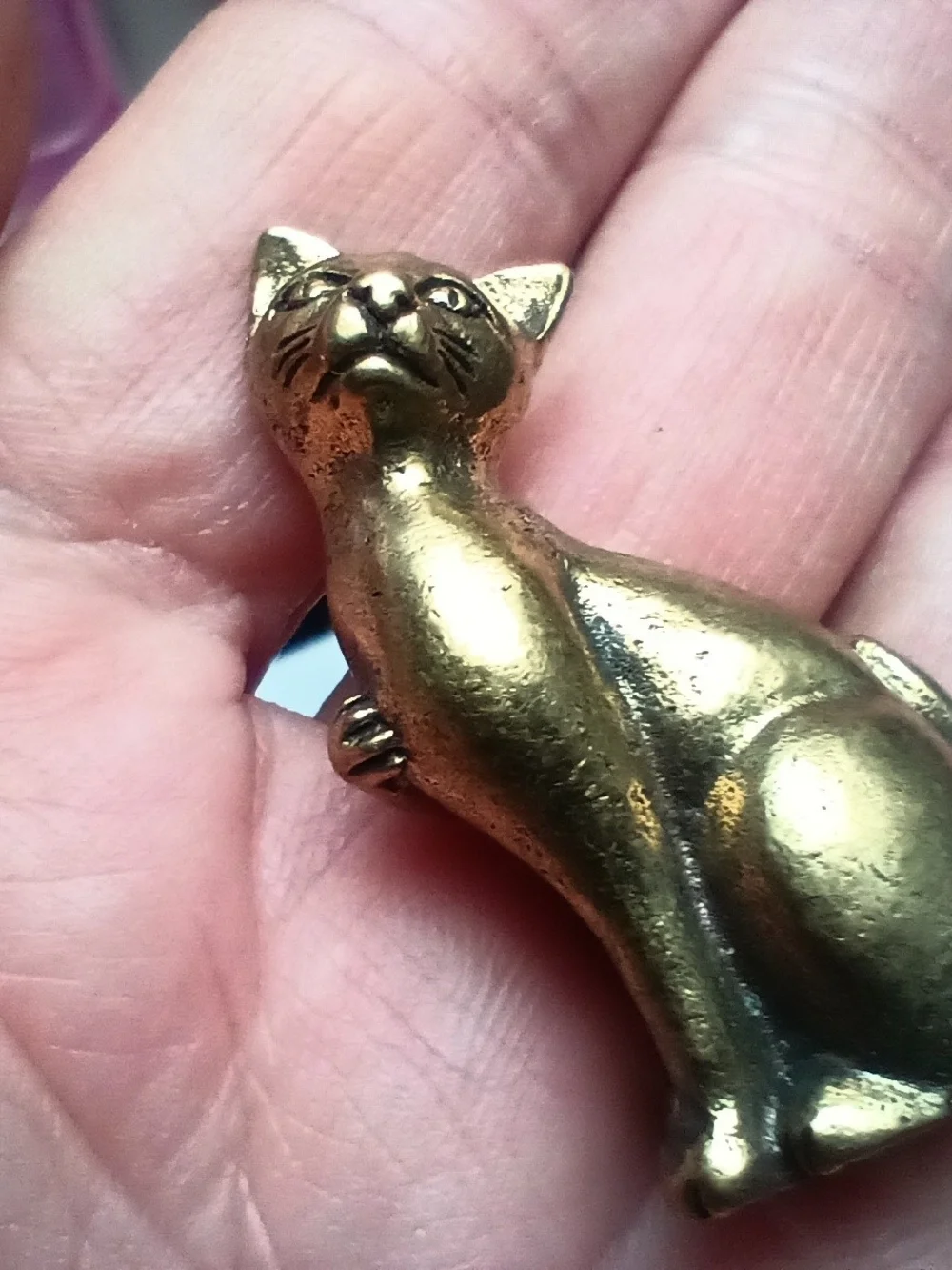 Gold Cat Figurine for Cats & Pet Lovers - statue 1.5